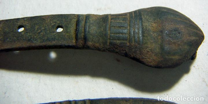 Antig&uuml;edades: Muy antiguas cachas de navaja de bronce - Foto 2