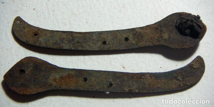 Antig&uuml;edades: Muy antiguas cachas de navaja de bronce - Foto 4