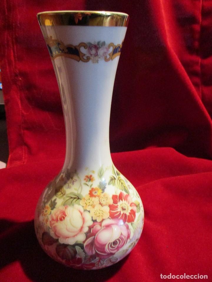 Antig&uuml;edades: jarron florero porcelana - Foto 1