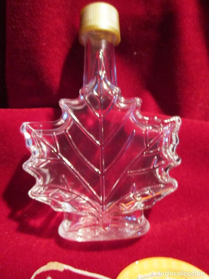 Antig&uuml;edades: botella de cristal licor de arce del canada - Foto 1