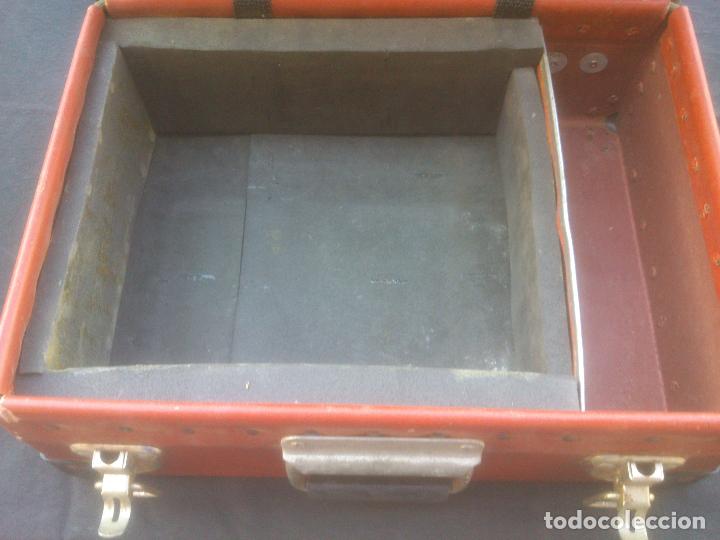 Antig&uuml;edades: ANTIGUA MALETA - Foto 3