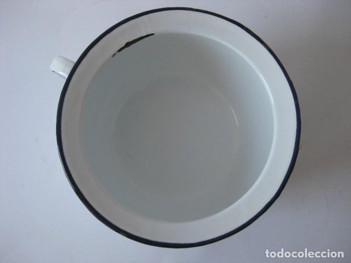 Antig&uuml;edades: ANTIGUO ORINAL DE PORCELANA ESMALTADA - Foto 3
