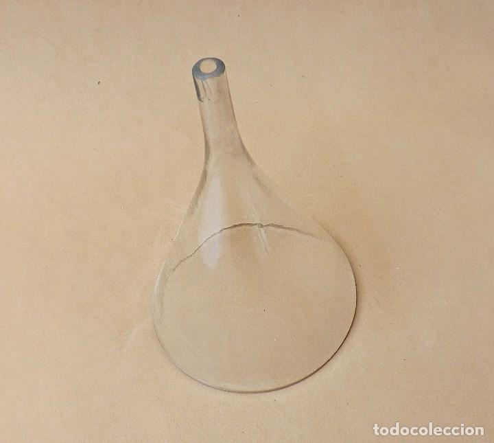 Antig&uuml;edades: ANTIGUO EMBUDO DE CRISTAL - Foto 2
