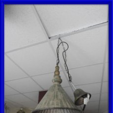 Antigüedades: LAMPARA DE TECHO CONICA DE METAL EN TONO VERDOSO. Lote 115007471