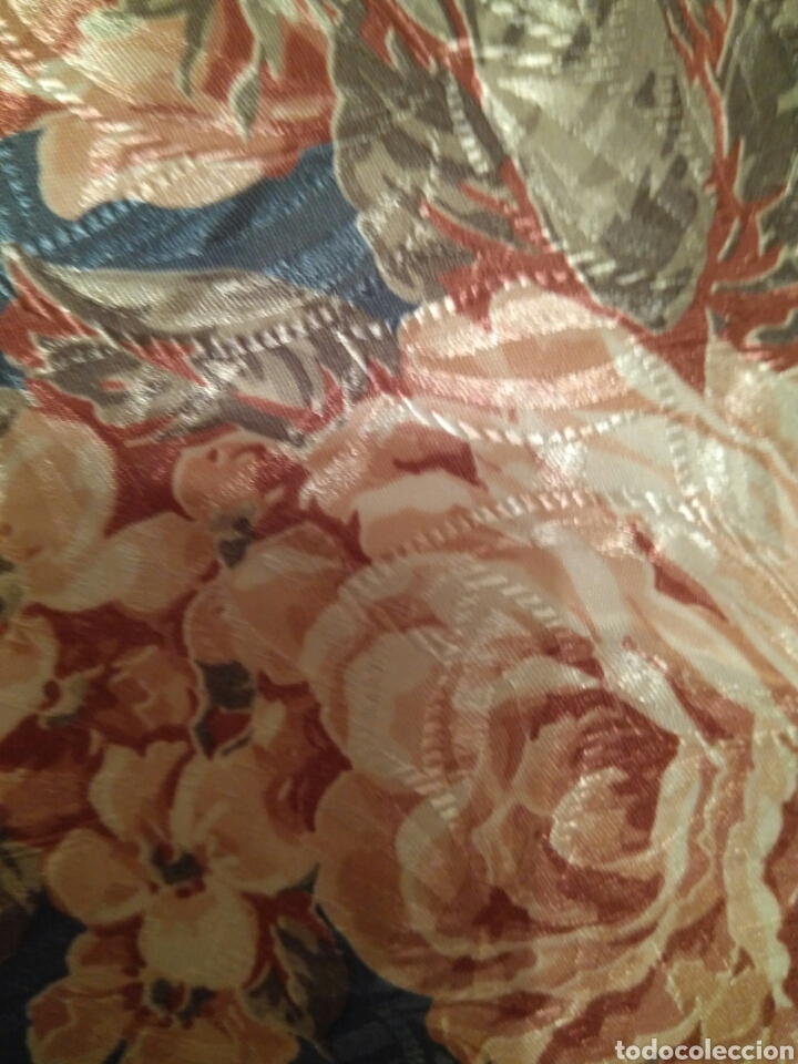 Antig&uuml;edades: Pa&ntilde;uelo de seda? con flores - Foto 1