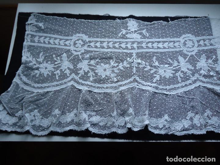 Antig&uuml;edades: ANTIGUO TUL BORDADO - Foto 3