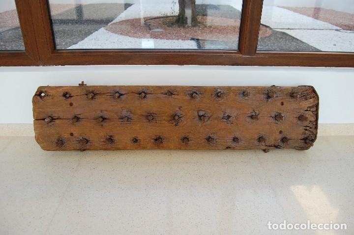 Antig&uuml;edades: Trillo de madera y forja (restaurado) - Foto 3