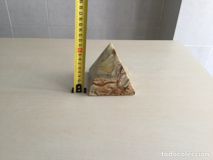 Antig&uuml;edades: Pir&aacute;mide hecha de cuarzo - Foto 3