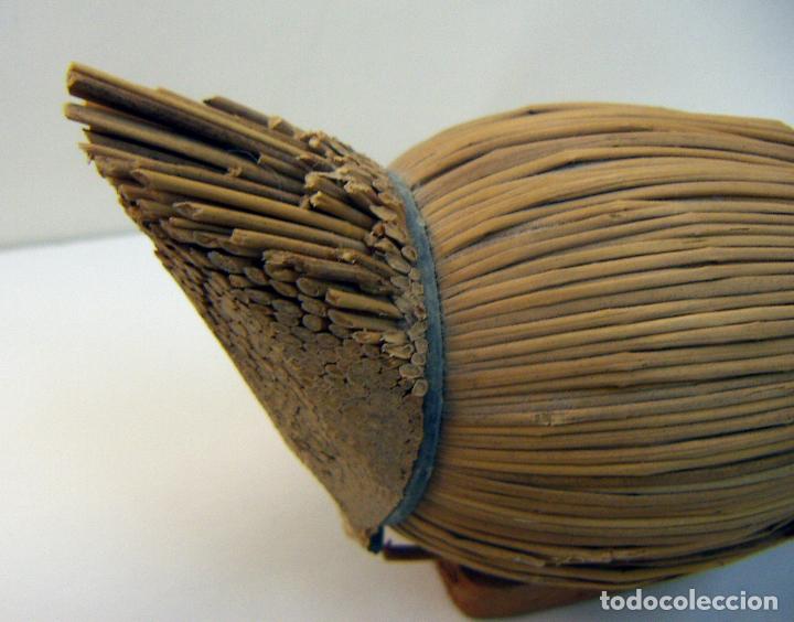 Antig&uuml;edades: Pato de juncos hecho a mano - Foto 4