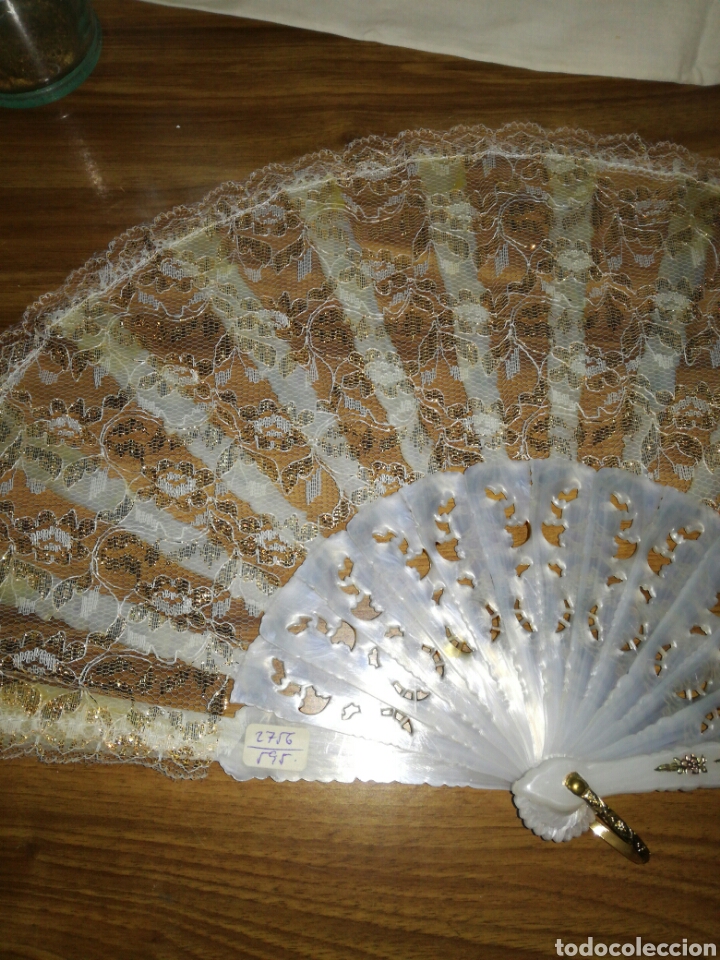 Antig&uuml;edades: Abanico de encaje de pasta imitando nacar - Foto 5