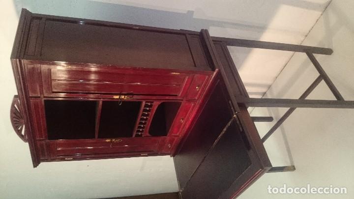Antig&uuml;edades: Mueble con escritorio - Foto 4
