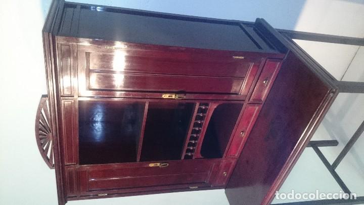 Antig&uuml;edades: Mueble con escritorio - Foto 7