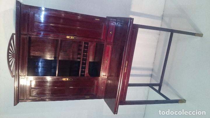 Antig&uuml;edades: Mueble con escritorio - Foto 8