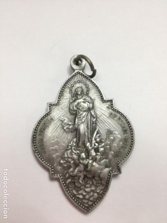 Antig&uuml;edades: Medalla de Virgen - Foto 3