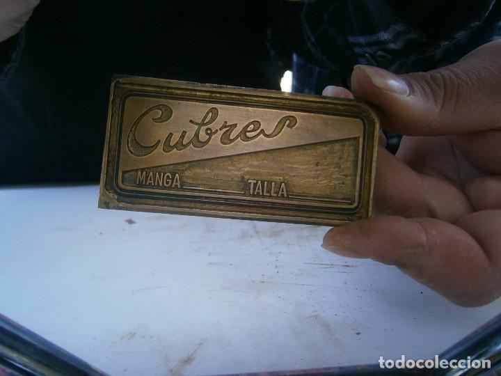 Antig&uuml;edades: precioso molde de metal de imprenta a&ntilde;os 30 40 cubres