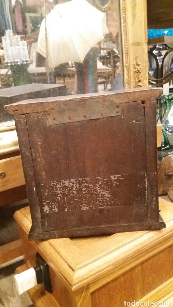 Antig&uuml;edades: Peque&ntilde;o armario - Foto 5