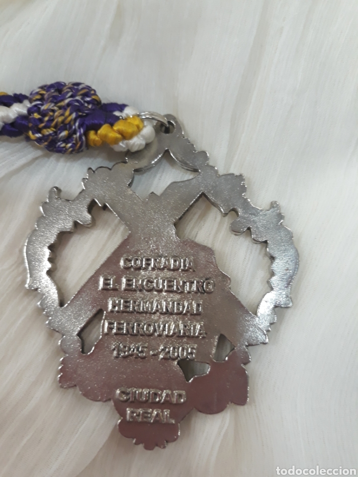 Antig&uuml;edades: Medalla de cofrad&iacute;a - Foto 3