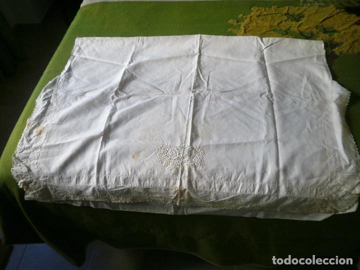 Antig&uuml;edades: Ropa de cuna - Foto 2