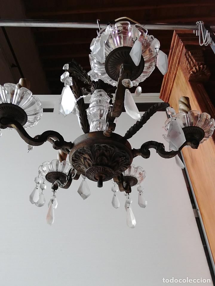Antig&uuml;edades: LAMPARA DE BRONCE Y CRISTAL PARA CINCO LUCES - Foto 3