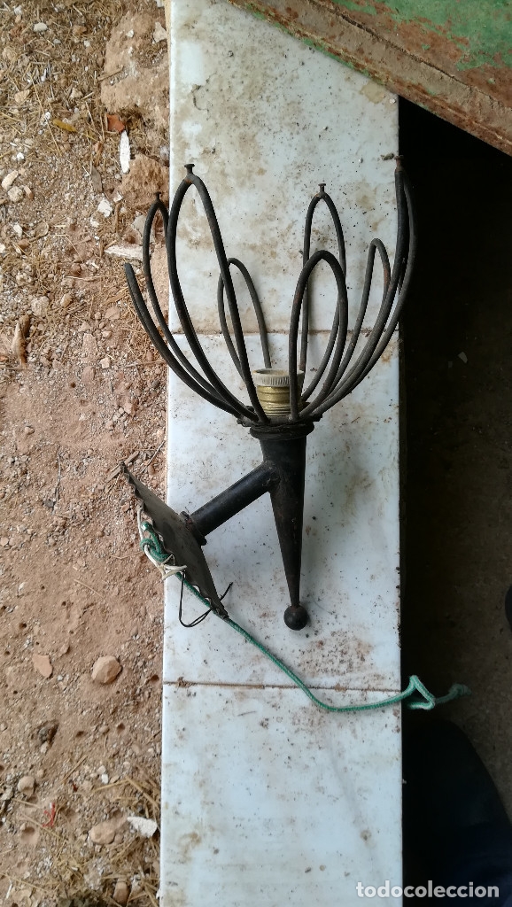 Antig&uuml;edades: aplique en forma de hoja o antorcha - Foto 2
