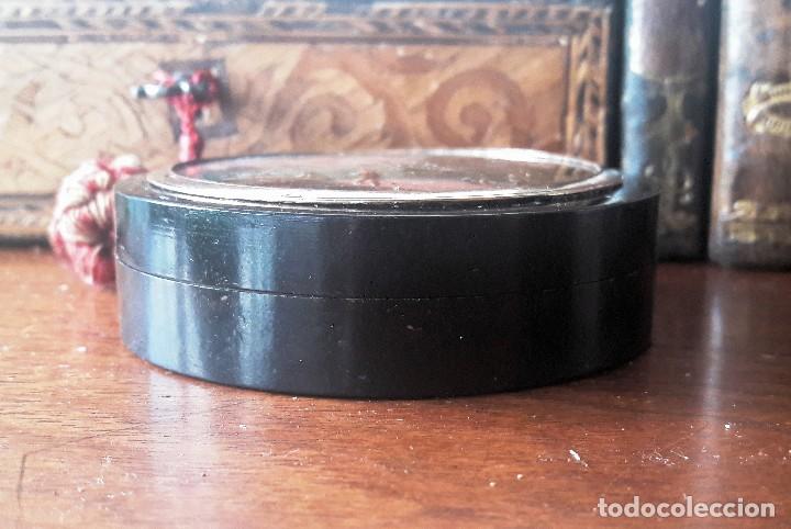 Antig&uuml;edades: Caja de rap&eacute; del siglo XIX - Foto 3