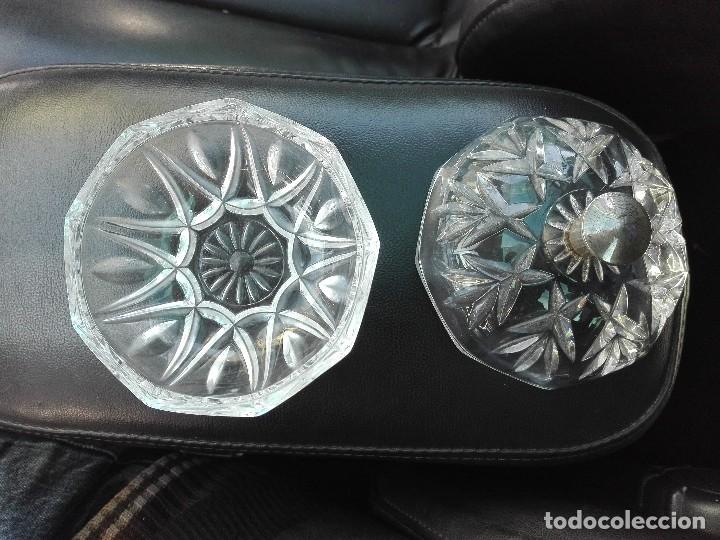 Antig&uuml;edades: Bombonera de cristal y plata - Foto 1