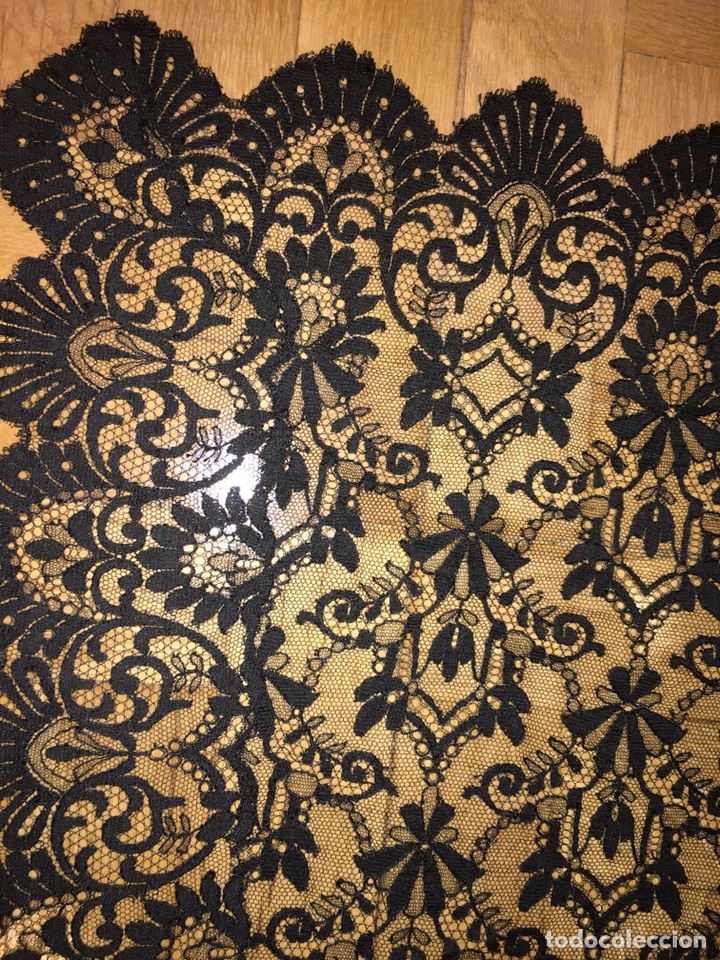 Antig&uuml;edades: PRECIOSA MANTILLA NEGRA - Foto 4
