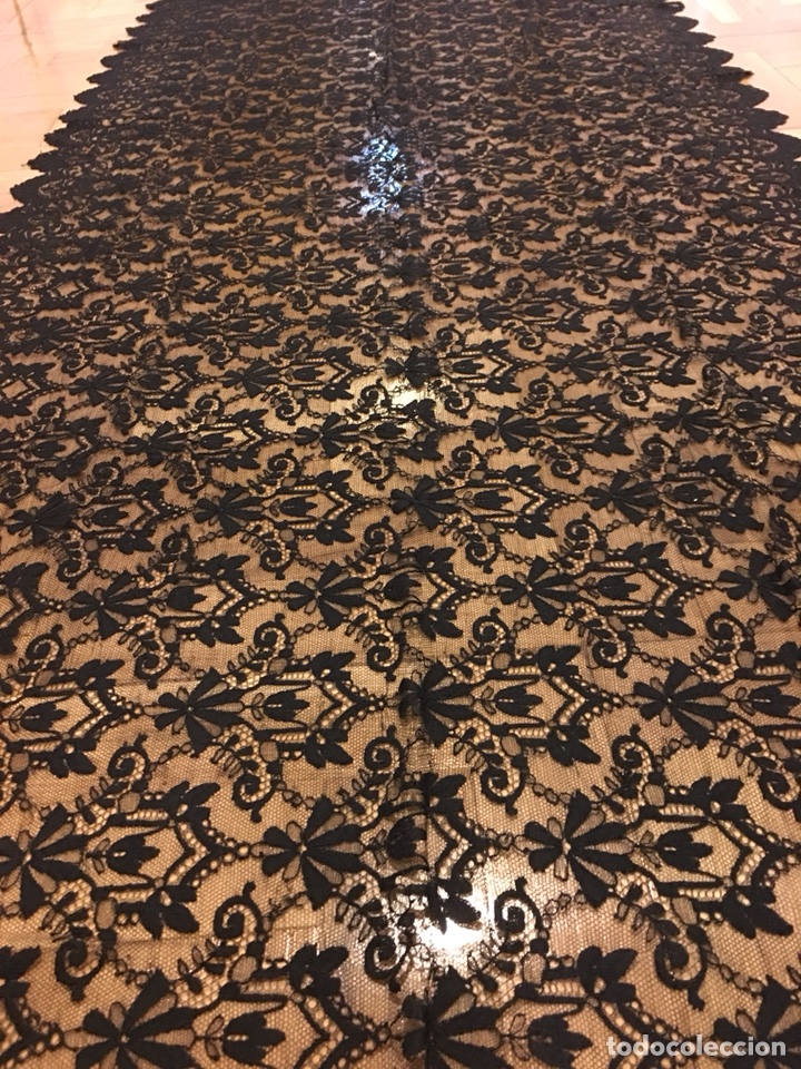 Antig&uuml;edades: PRECIOSA MANTILLA NEGRA - Foto 5