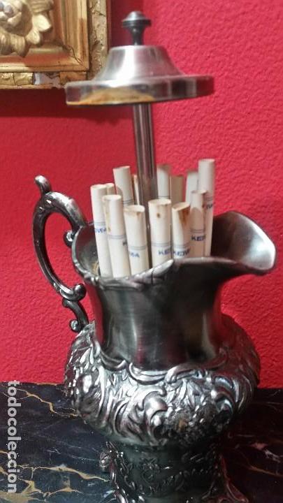 Antig&uuml;edades: Pitillera de mesa estilo vintage - Foto 2