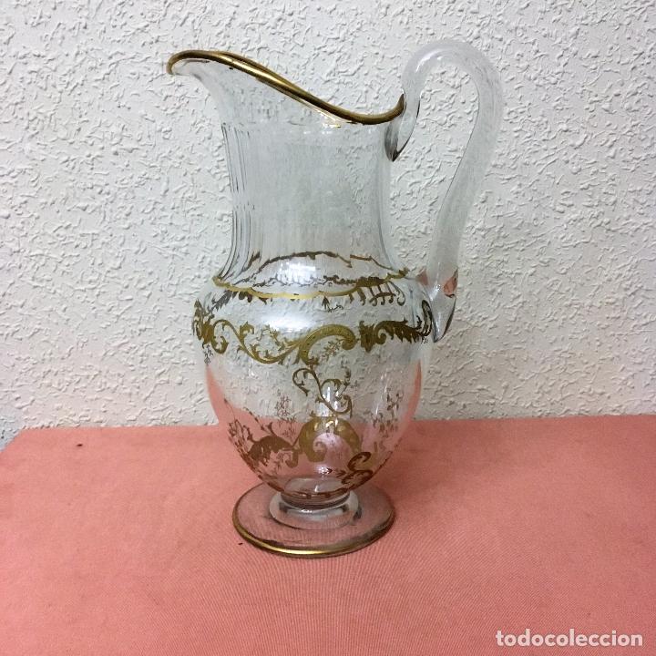 Antig&uuml;edades: Jarra de cristal seguramente de Moser - Foto 1