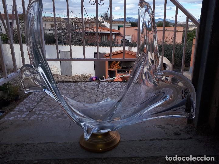 Antig&uuml;edades: antiguo centro de mesa de cristal - Foto 2