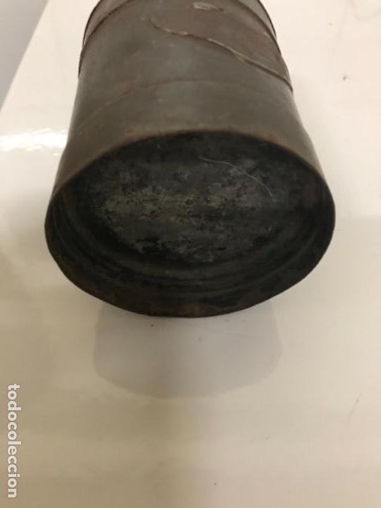 Antig&uuml;edades: Medidor leche,medio litro, chapa - Foto 3