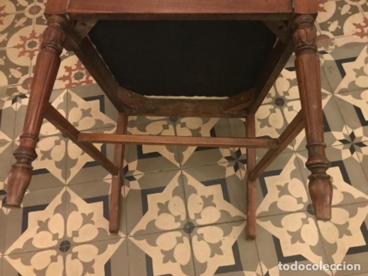 Antig&uuml;edades: Butaca antigua de caoba. - Foto 6
