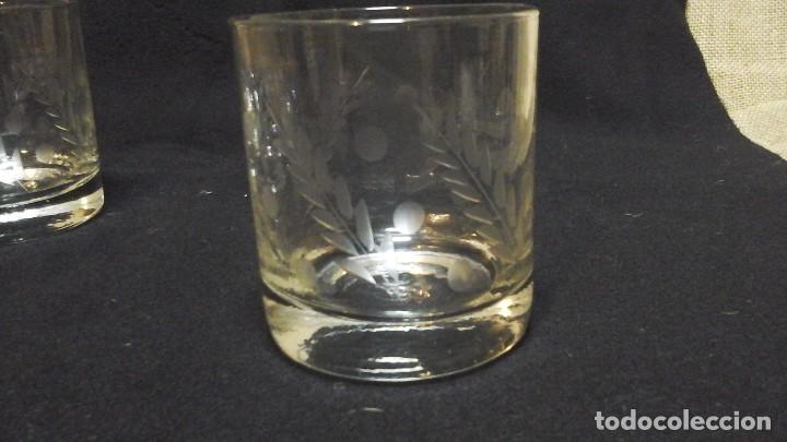 Antigüedades: Seis vasos de whisky tallados . Años 50 - Foto 3 - 116395631