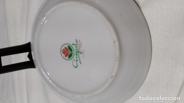 Antig&uuml;edades: Plato de 10cm. Recuerdo de Granada. - Foto 2