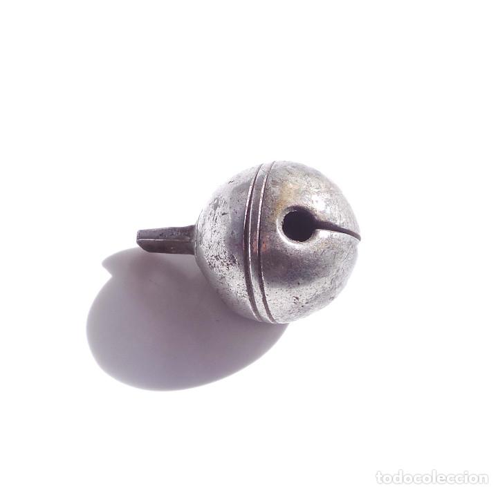 Antig&uuml;edades: ANTIGUO CASCABEL DE BRONCE. 4,3 CM DE ALTO - Foto 1