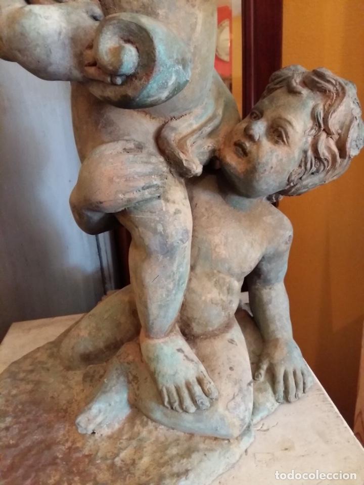 Antig&uuml;edades: Antiguos maceteros escult&oacute;ricos de bronce - Foto 3