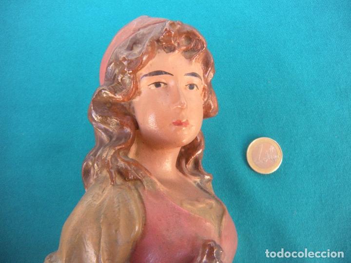 Antig&uuml;edades: FIGURAS MODERN&Iacute;STAS - Foto 8