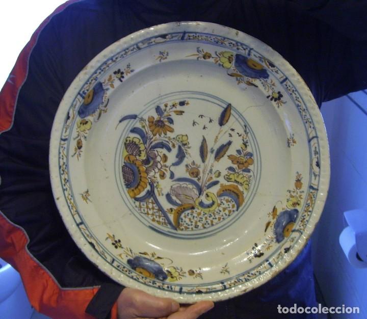 Antig&uuml;edades: ROTUNDO Y GRAN PLATO DE TRIANA XVIII - Foto 17
