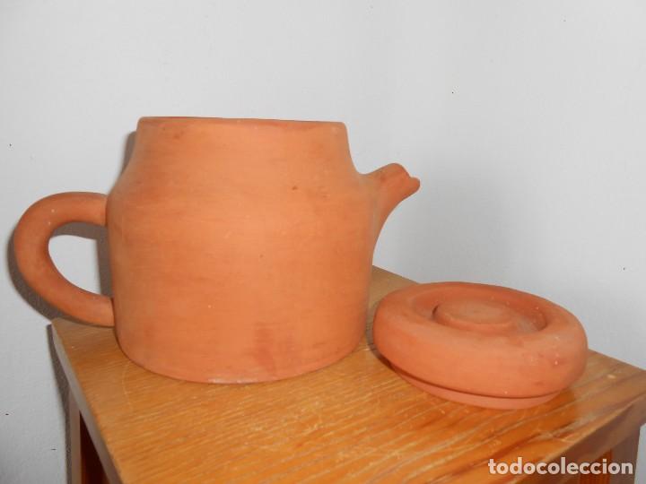 Antig&uuml;edades: TETERA  /   CAFETERA  de Barro - Foto 2