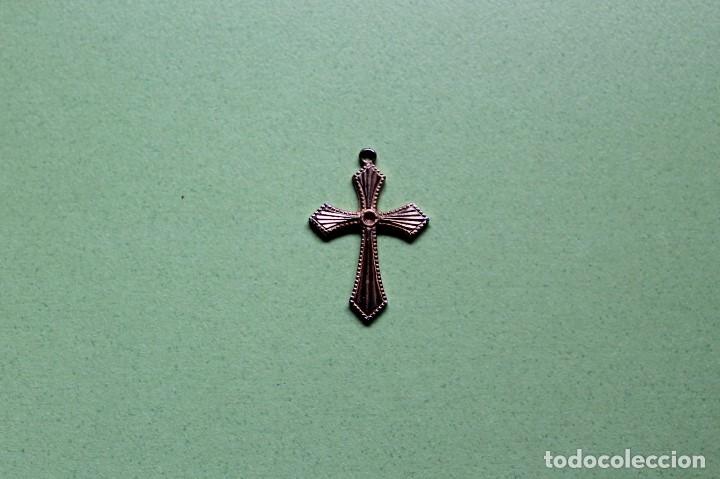 Antig&uuml;edades: Antigua medalla Cruz - Foto 2