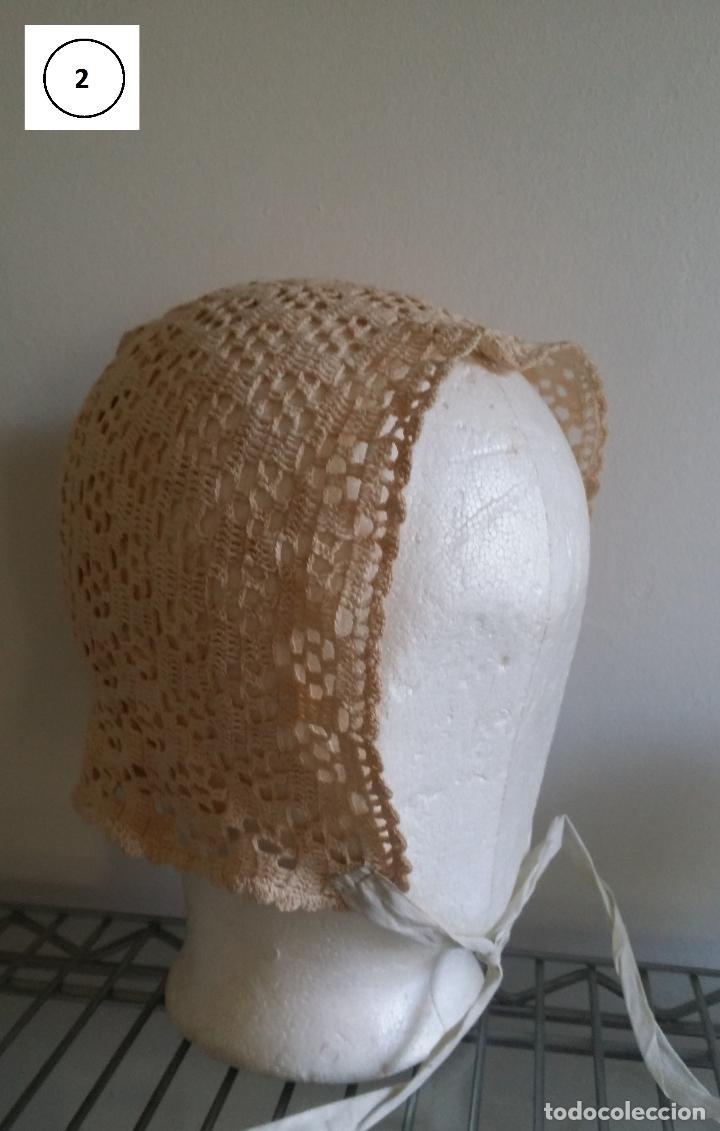 Antig&uuml;edades: Dos antiguos gorros en ganchillo - ni&ntilde;a - Foto 8