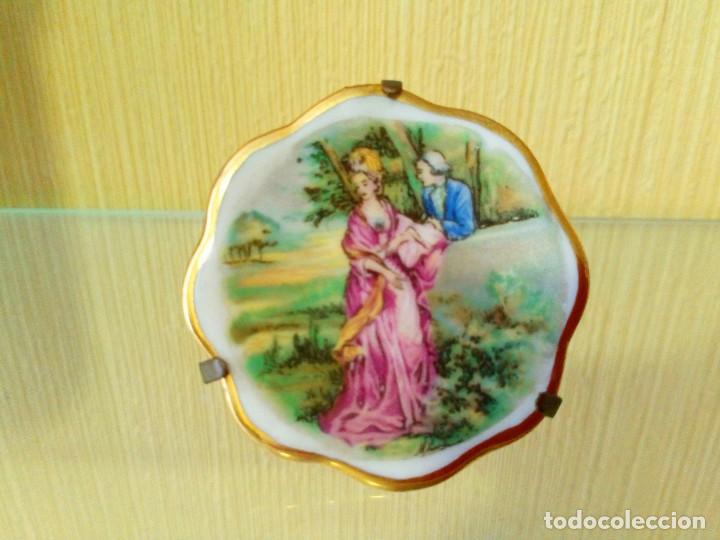 Antig&uuml;edades: Plato miniatura Limoges - Foto 1