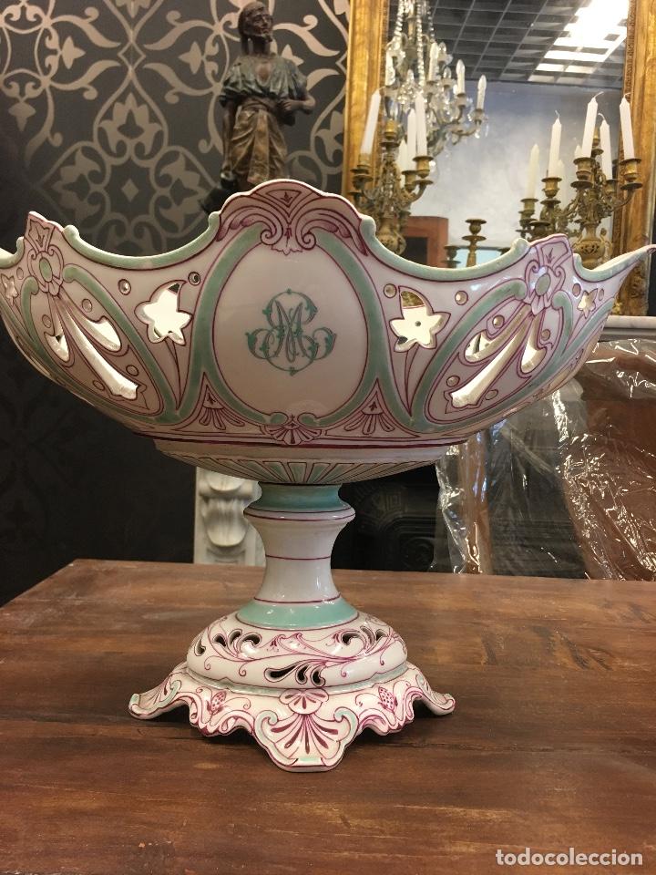 Antig&uuml;edades: Jarr&oacute;n de porcelana - Foto 1