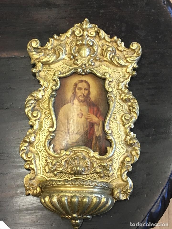 Antig&uuml;edades: Aguabenditera de bronce - Foto 3