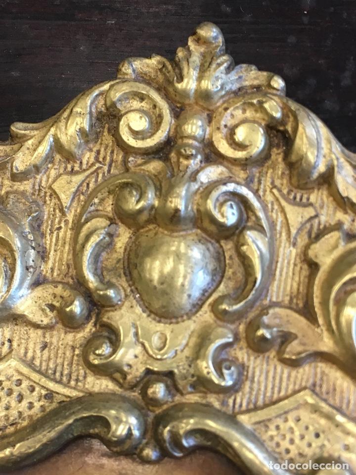 Antig&uuml;edades: Aguabenditera de bronce - Foto 5