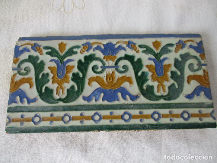 Antig&uuml;edades: Azulejo de la Cartuja - Foto 1