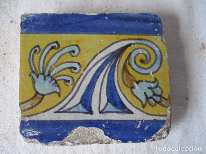 Antig&uuml;edades: Azulejo del siglo XVI - Foto 1