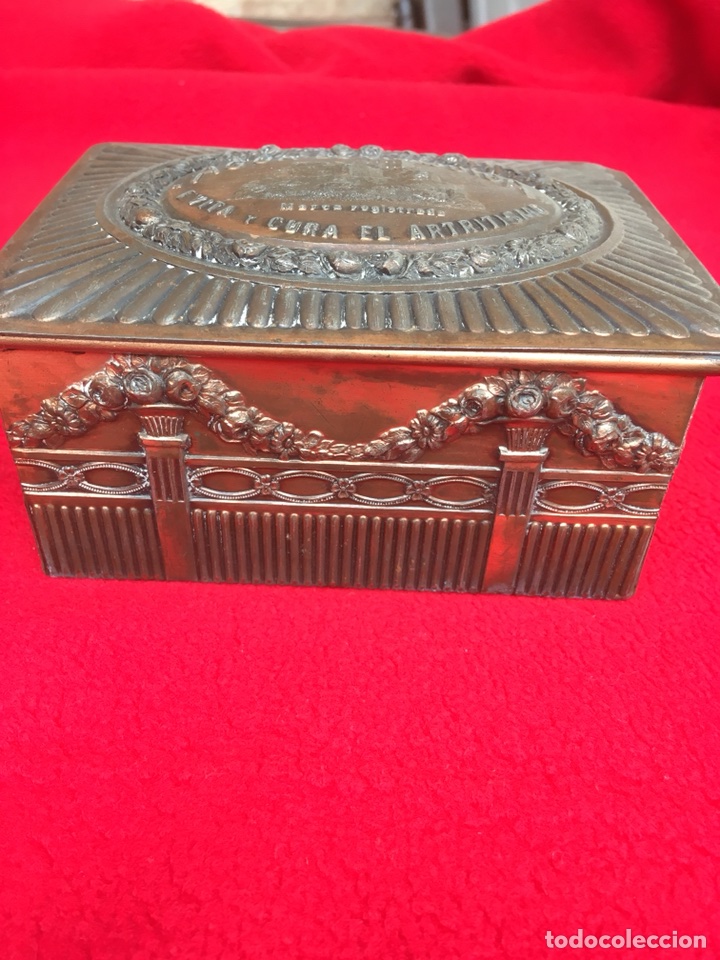 Antig&uuml;edades: CAJA DE METAL BRONCEADO - Foto 3