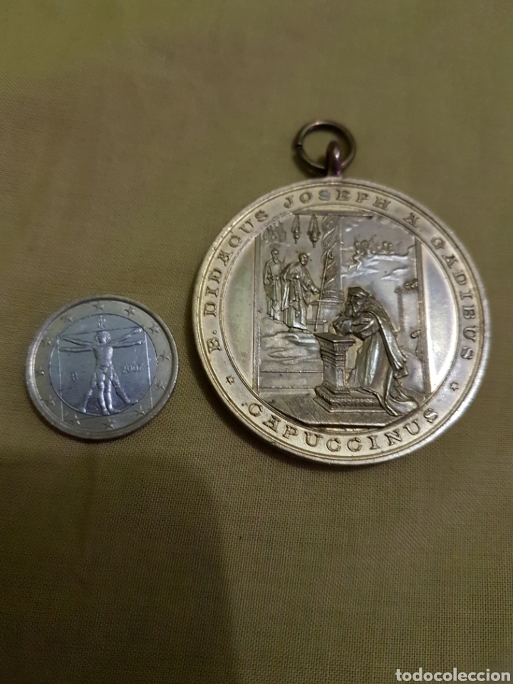 Antig&uuml;edades: Espectacular gran medalla capuchinos e inmaculada - Foto 1